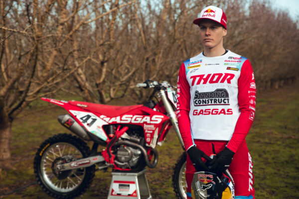 Fotógrafo deportivo de motocross y motos. Presentación de nuevo piloto para RedBull y Gas Gas Paul Jonas.