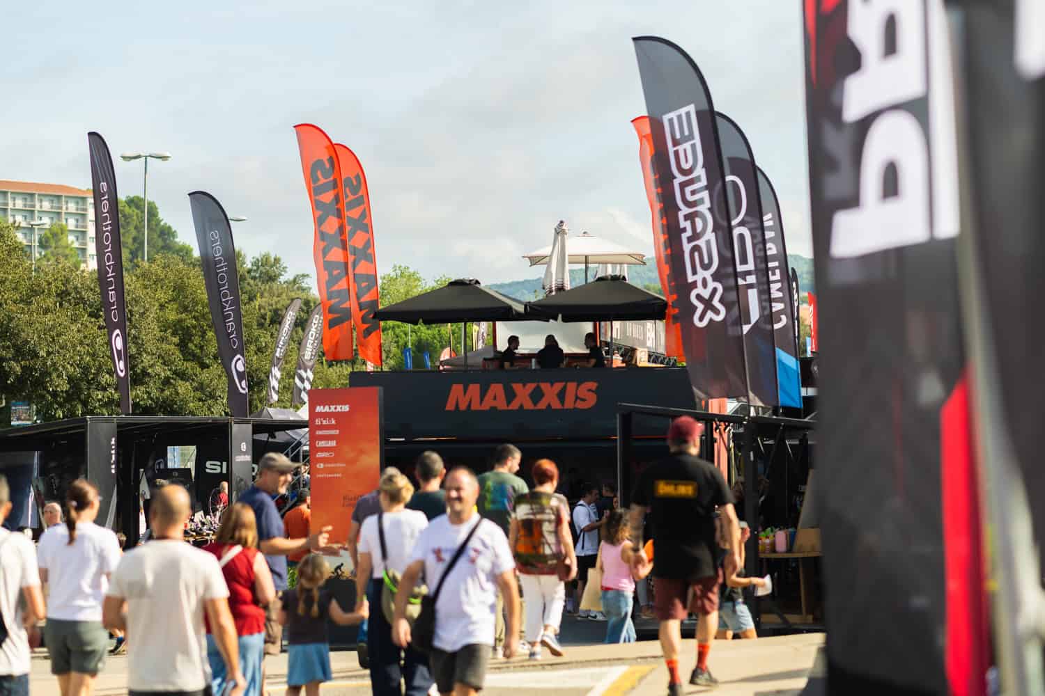 Fotografía de evento corporativo de ciclismo durante Sea Otter Europe en Girona realizada por Aitor Lamadrid.